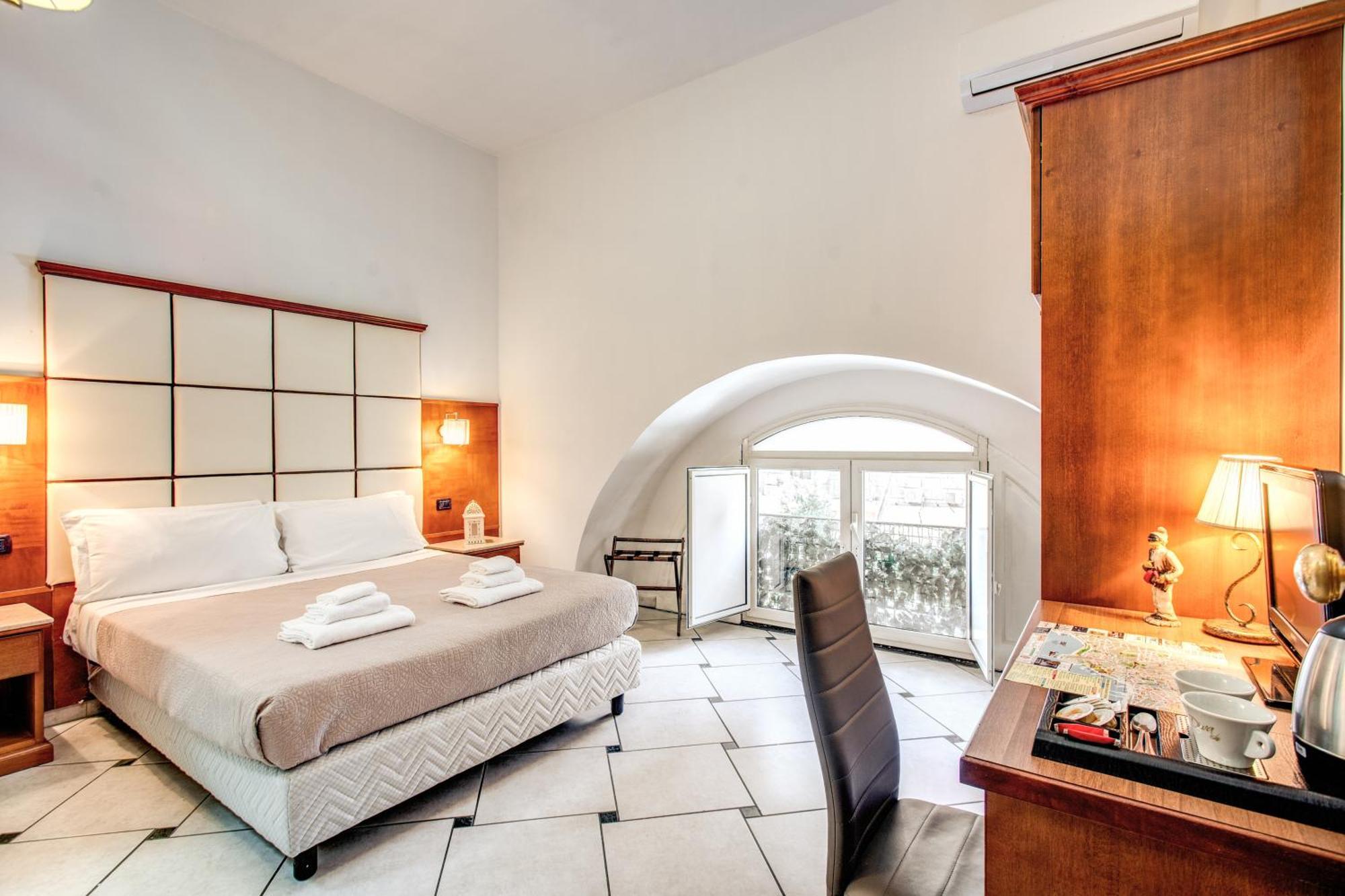 Garibaldi Suite Napoli Dış mekan fotoğraf